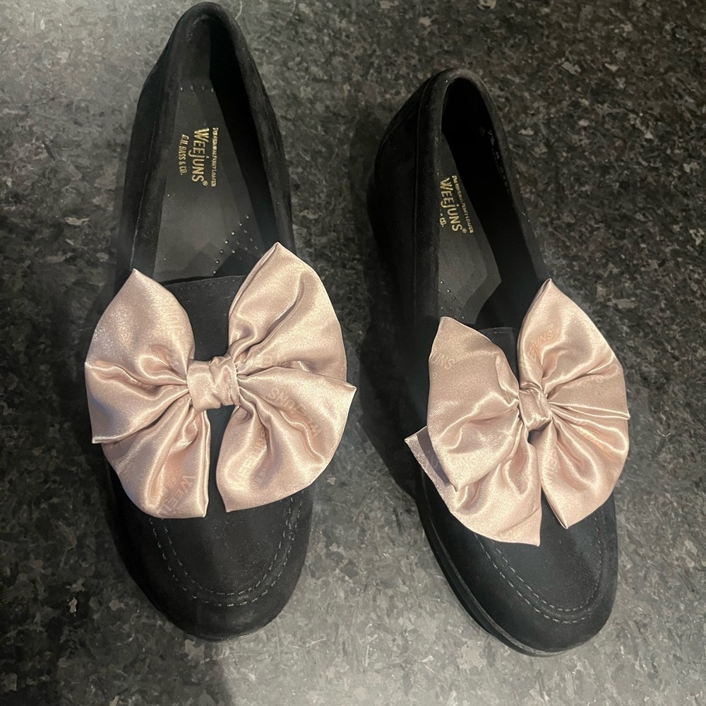 Ladies Black WEEJUNS Loafers